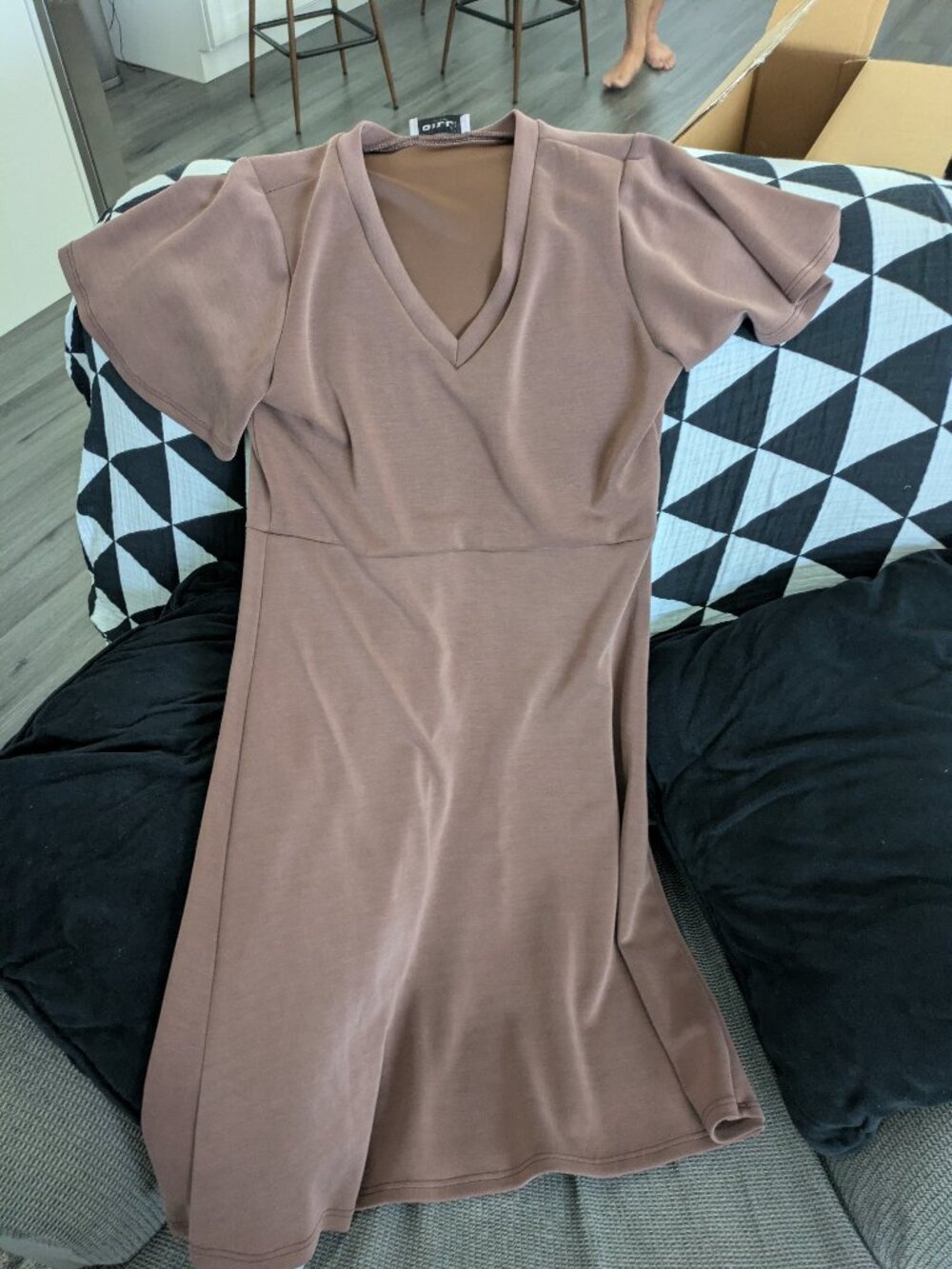 NWOT Gilli brown stretchy dress M